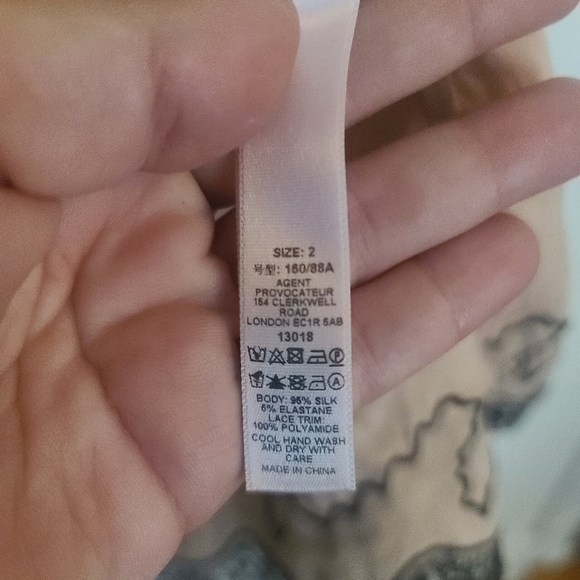 Agent Provocateur’s light pink Amelea pyjama top 2 - Picture 10 of 12